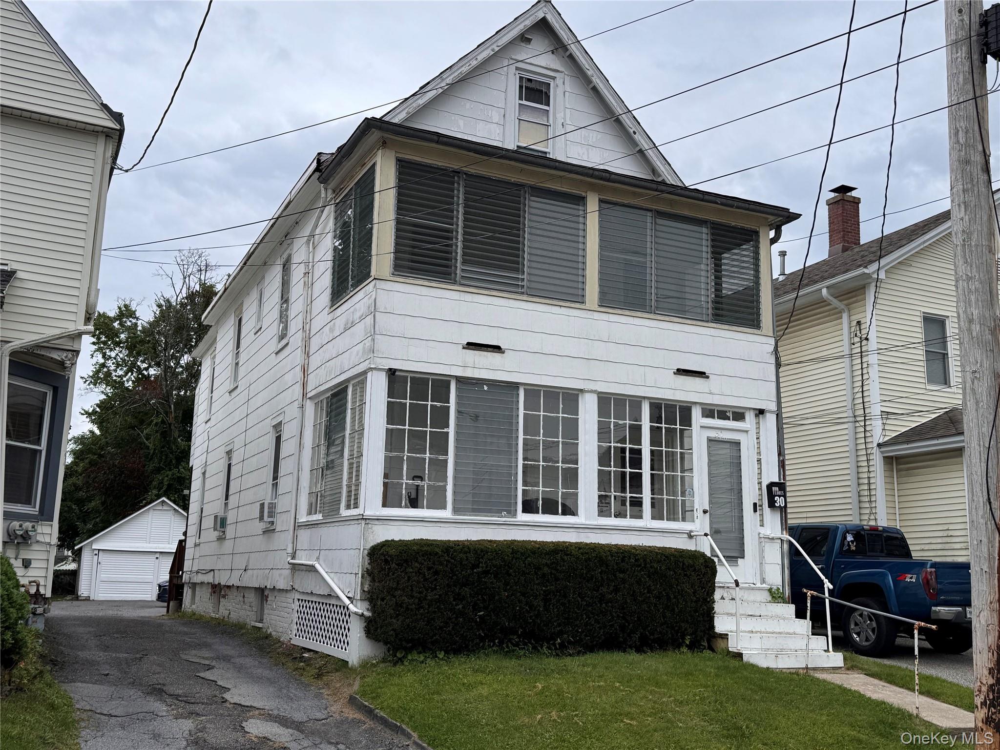 30 Crescent Place Property Photo 1