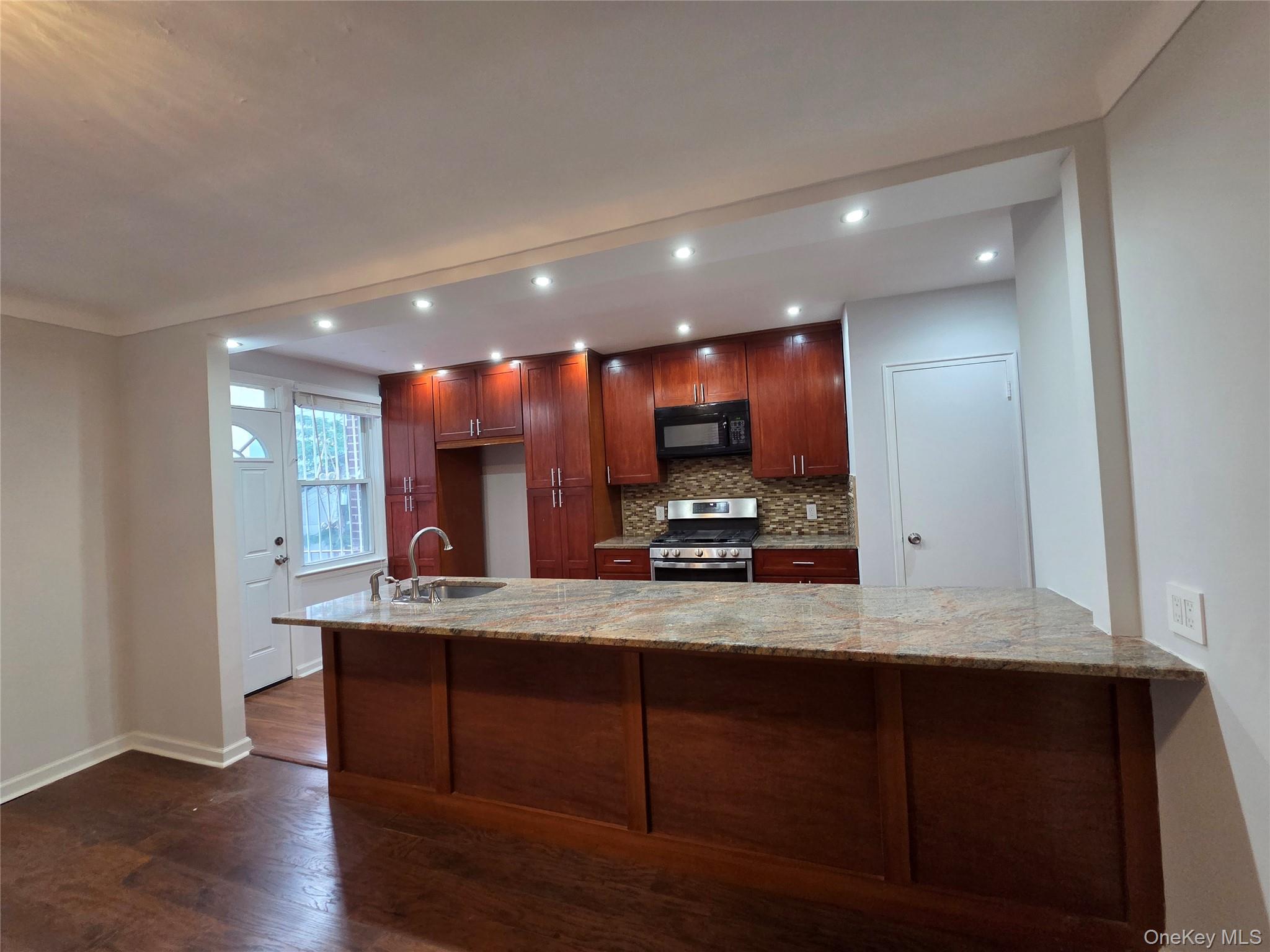 2129 Muliner Avenue Property Photo 2