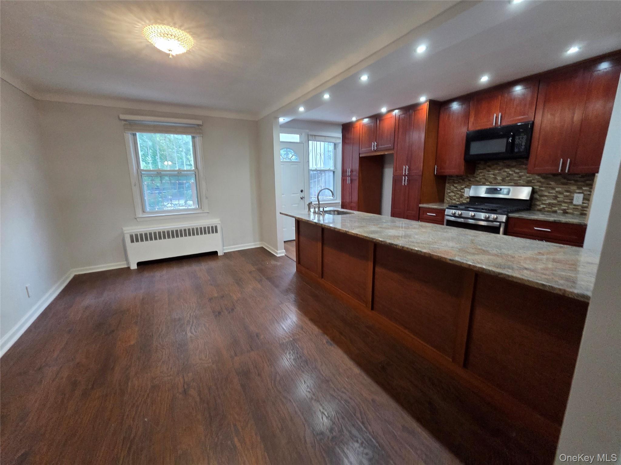 2129 Muliner Avenue Property Photo 3