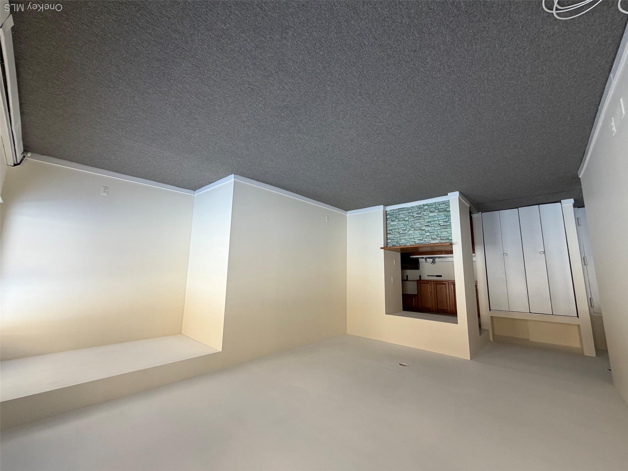 310 Riverside Boulevard 3g Property Photo 12