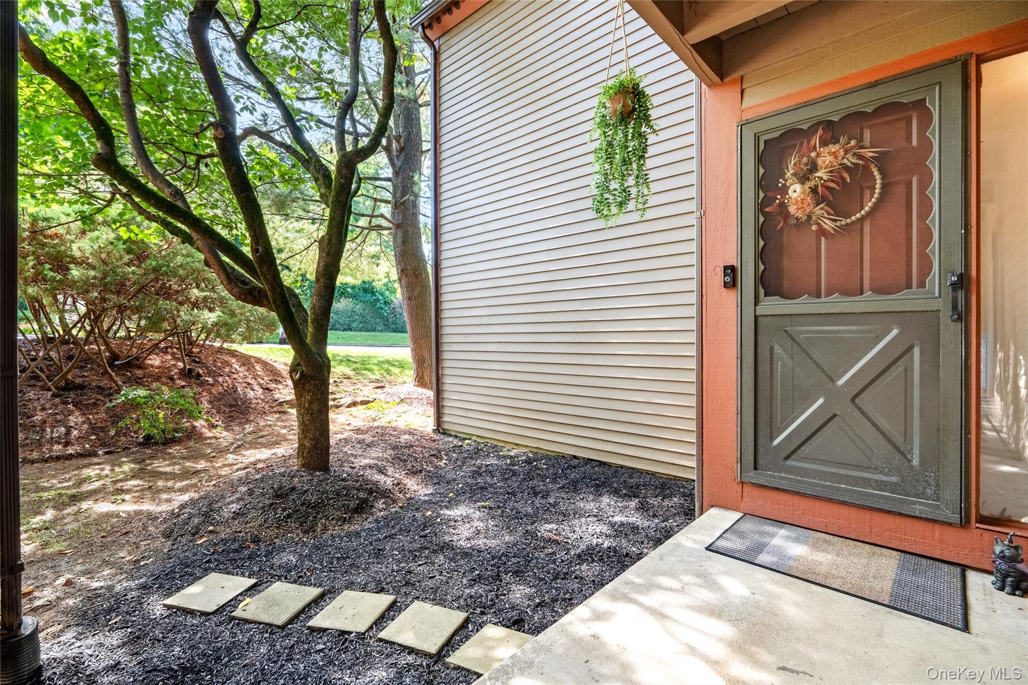 1203 Eagle Bay Drive Property Photo 2
