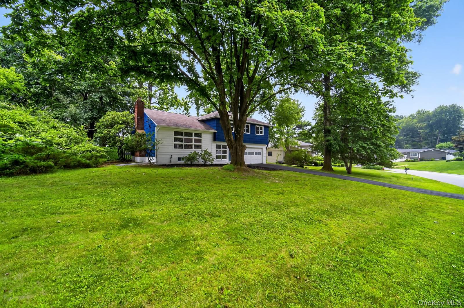 31 Old Farms Road Property Photo 3