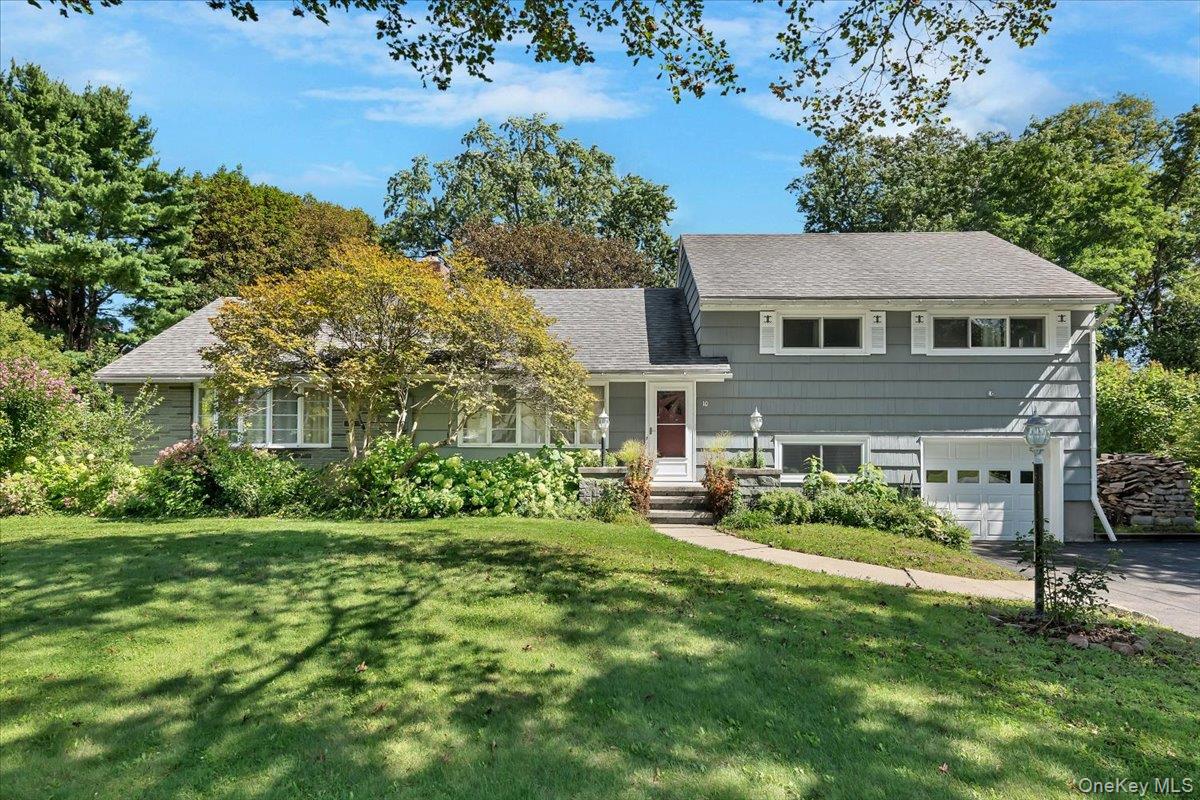 10 Eastland Avenue Property Photo 5
