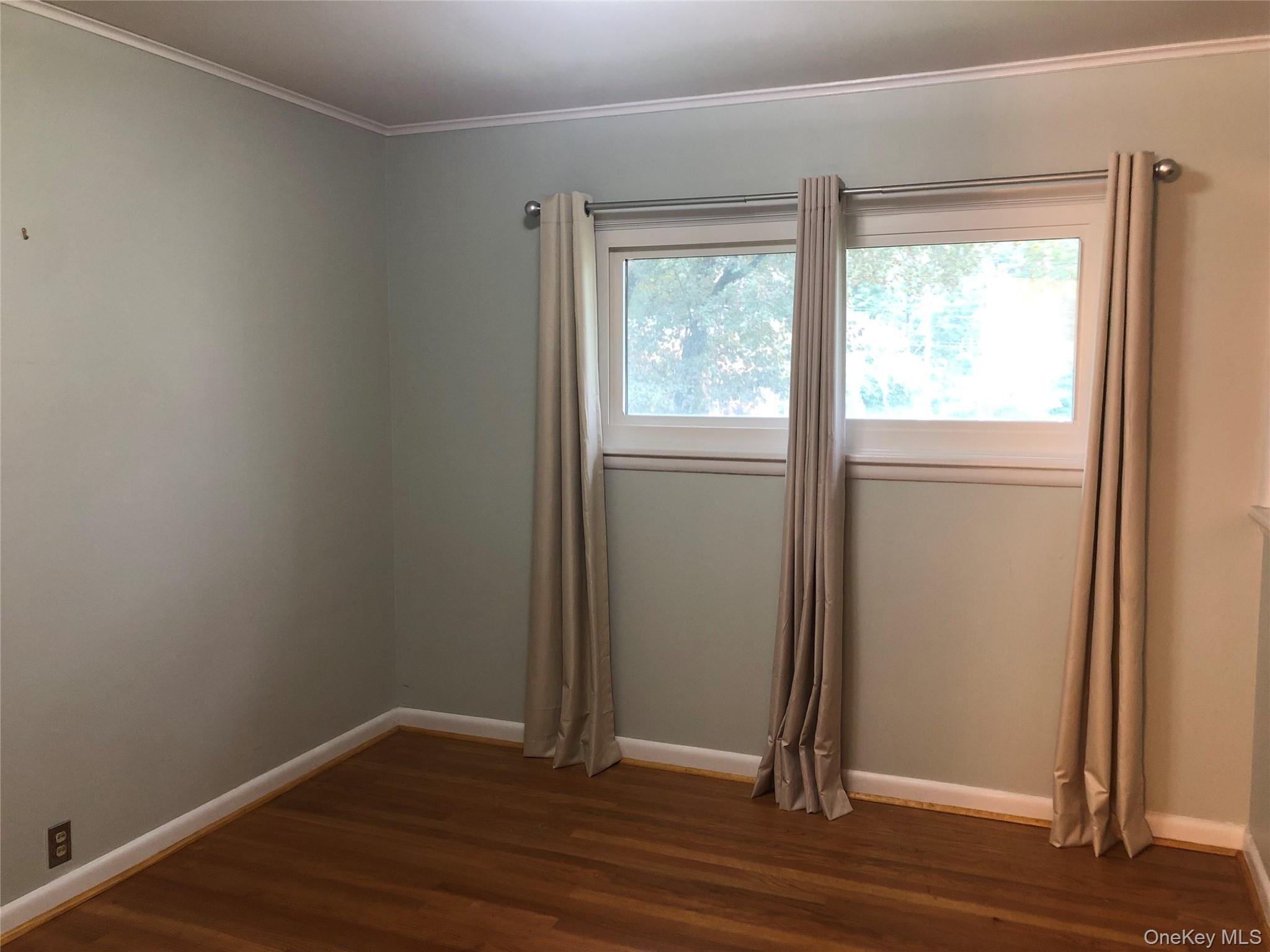 10 Eastland Avenue Property Photo 9