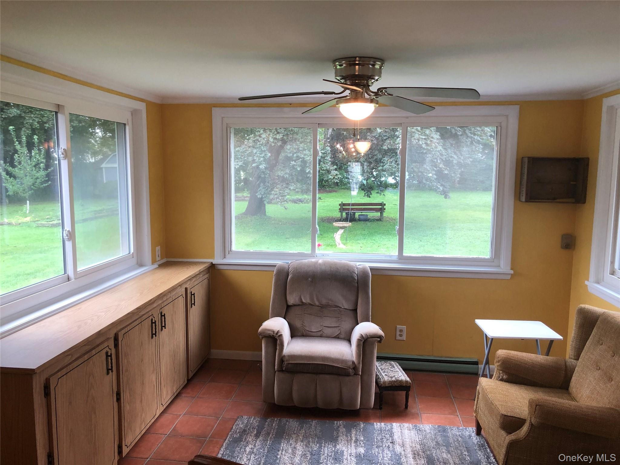 10 Eastland Avenue Property Photo 18