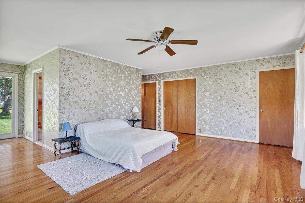 10 Eastland Avenue Property Photo 21
