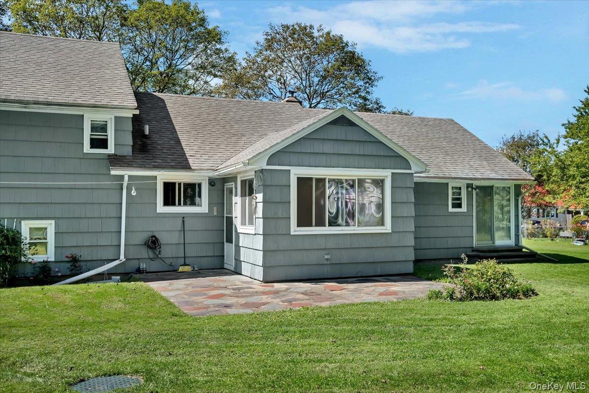 10 Eastland Avenue Property Photo 36