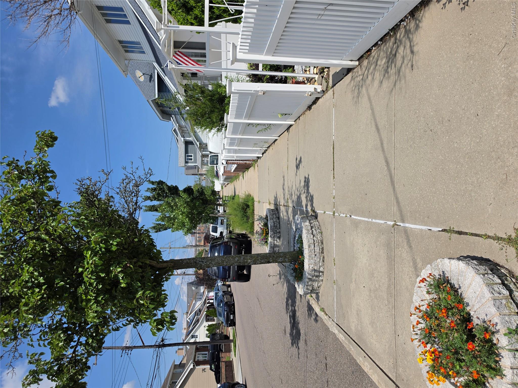 160-41 99th Street Property Photo 5