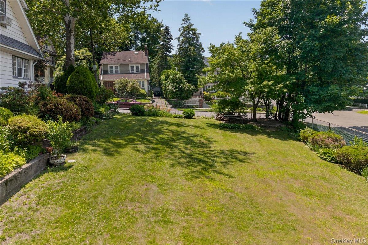 77 Irving Place Property Photo 23