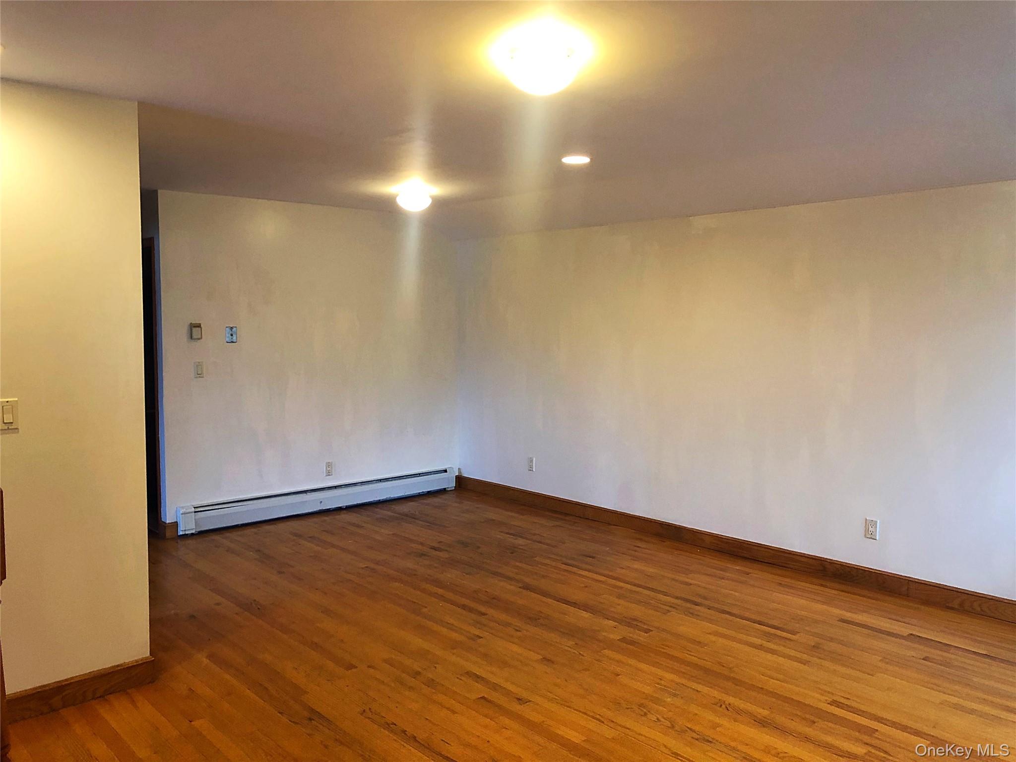 16446 77th Avenue Property Photo 5
