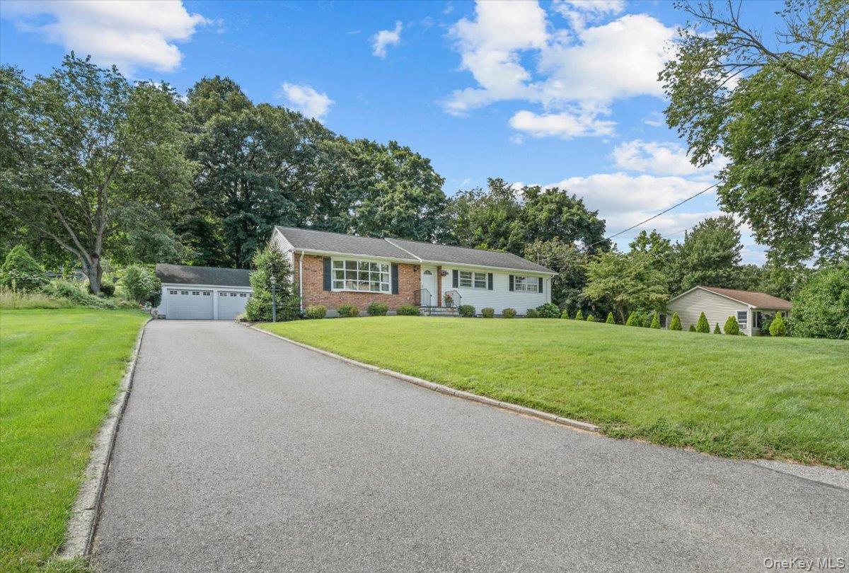 15 Robinson Avenue Property Photo 3