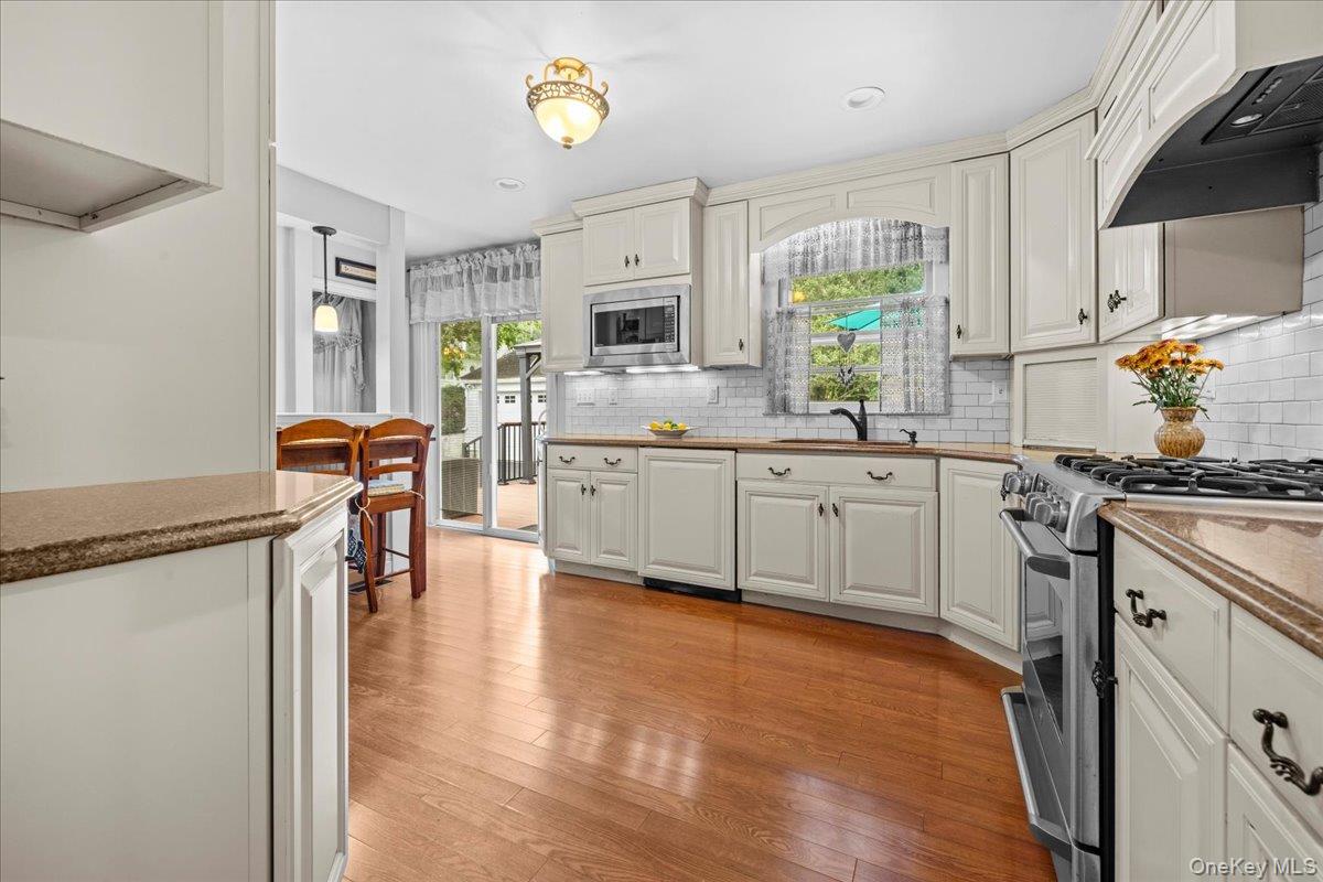 15 Robinson Avenue Property Photo 10