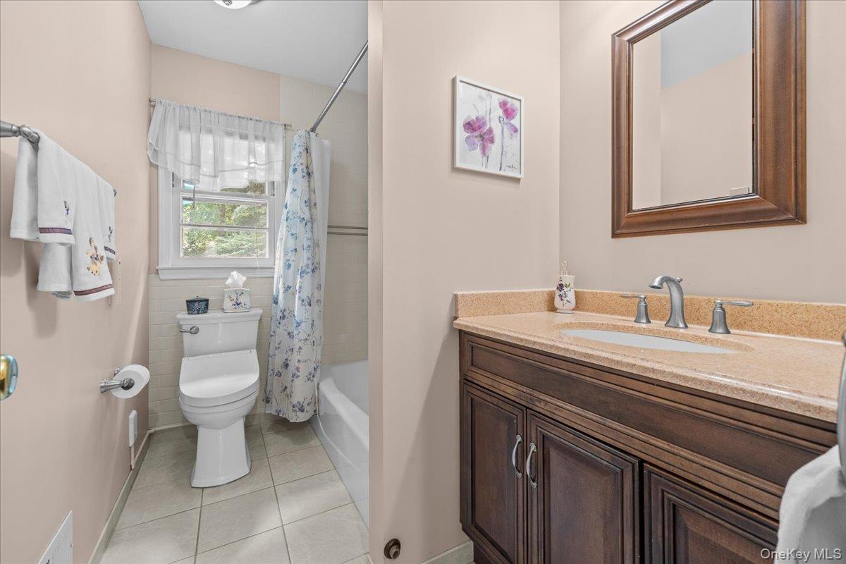 15 Robinson Avenue Property Photo 12