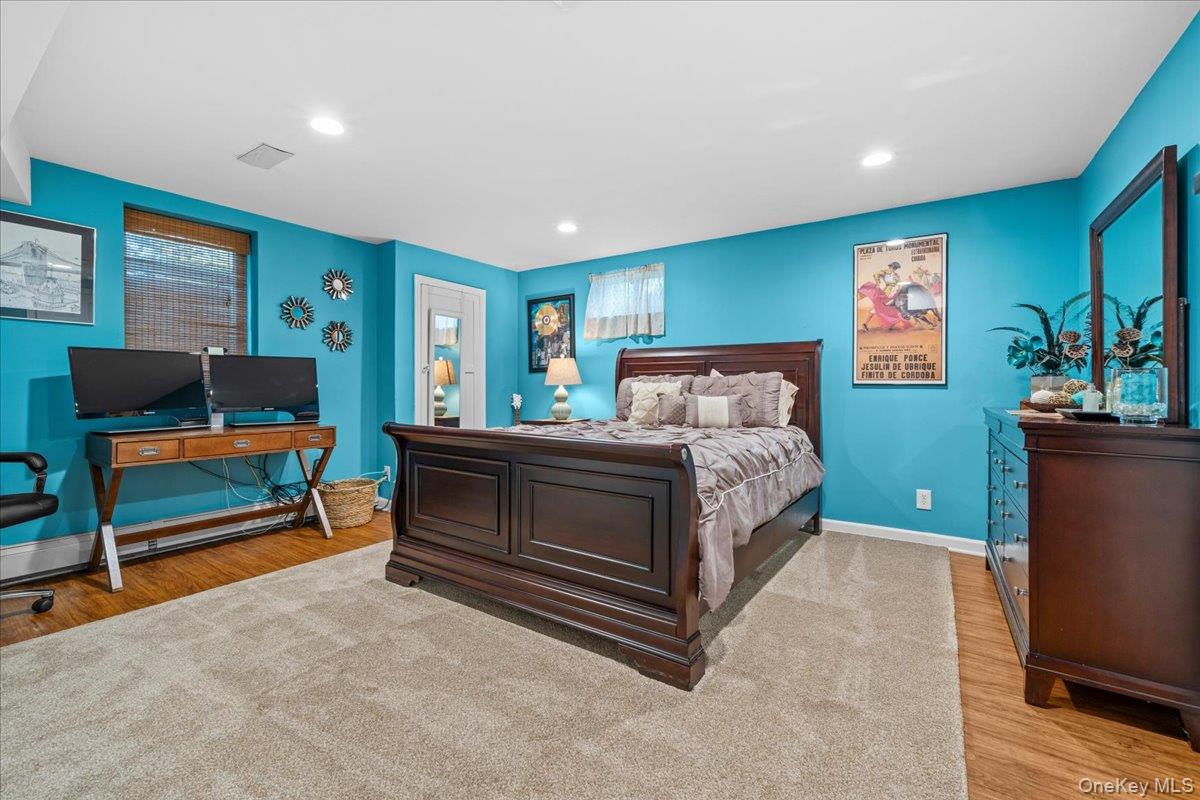 15 Robinson Avenue Property Photo 24