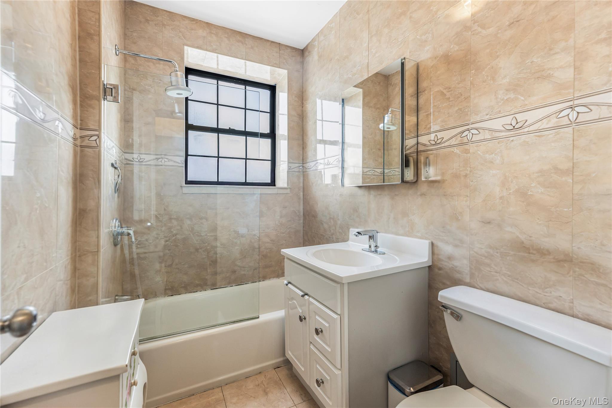 808 Bronx River Road 6c Property Photo 10