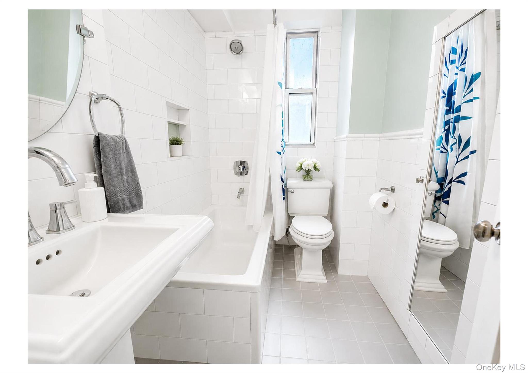 73-12 35th Avenue D32 Property Photo 18