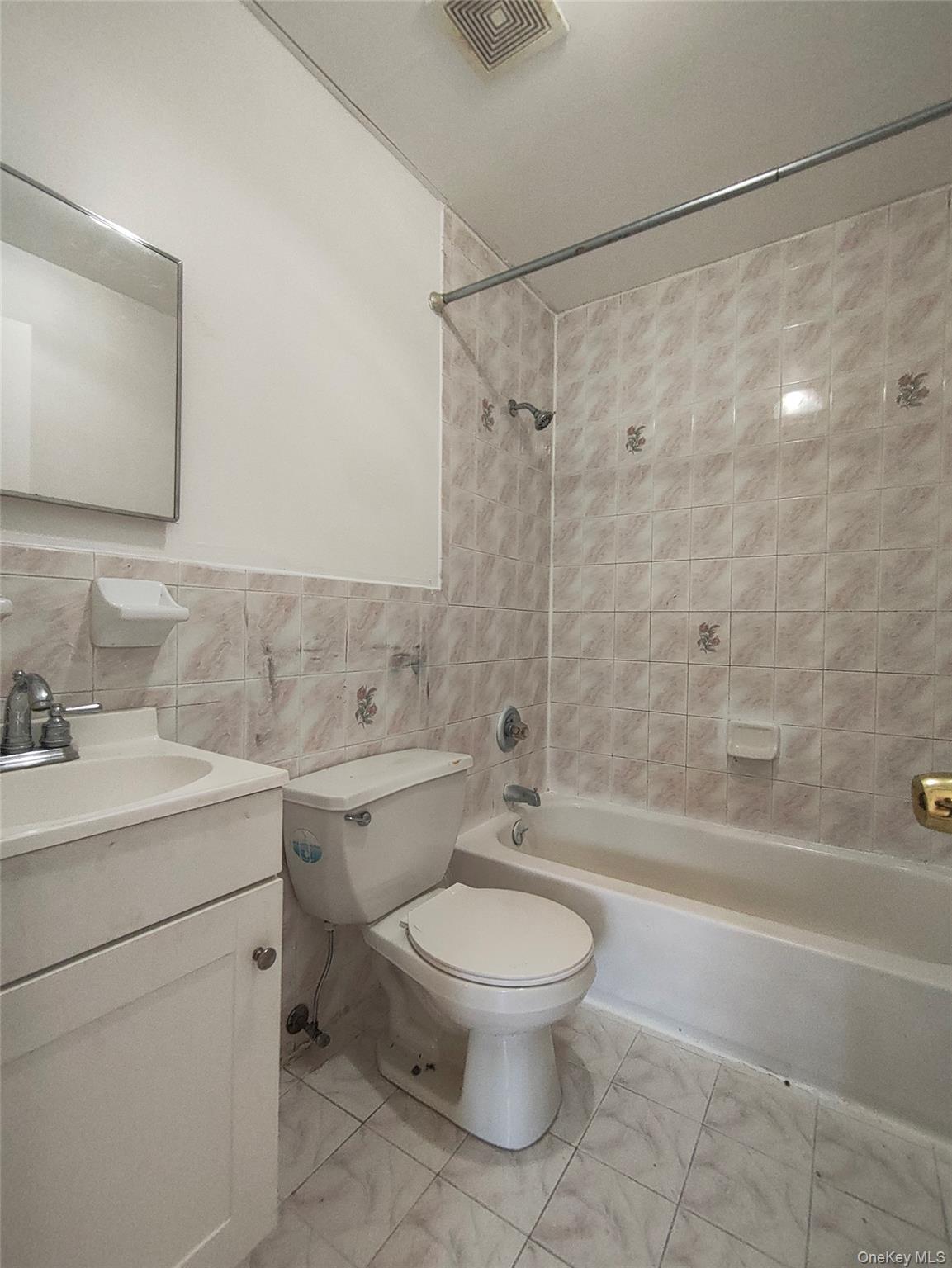 12819 146th Street 2nd Flr Property Photo 5