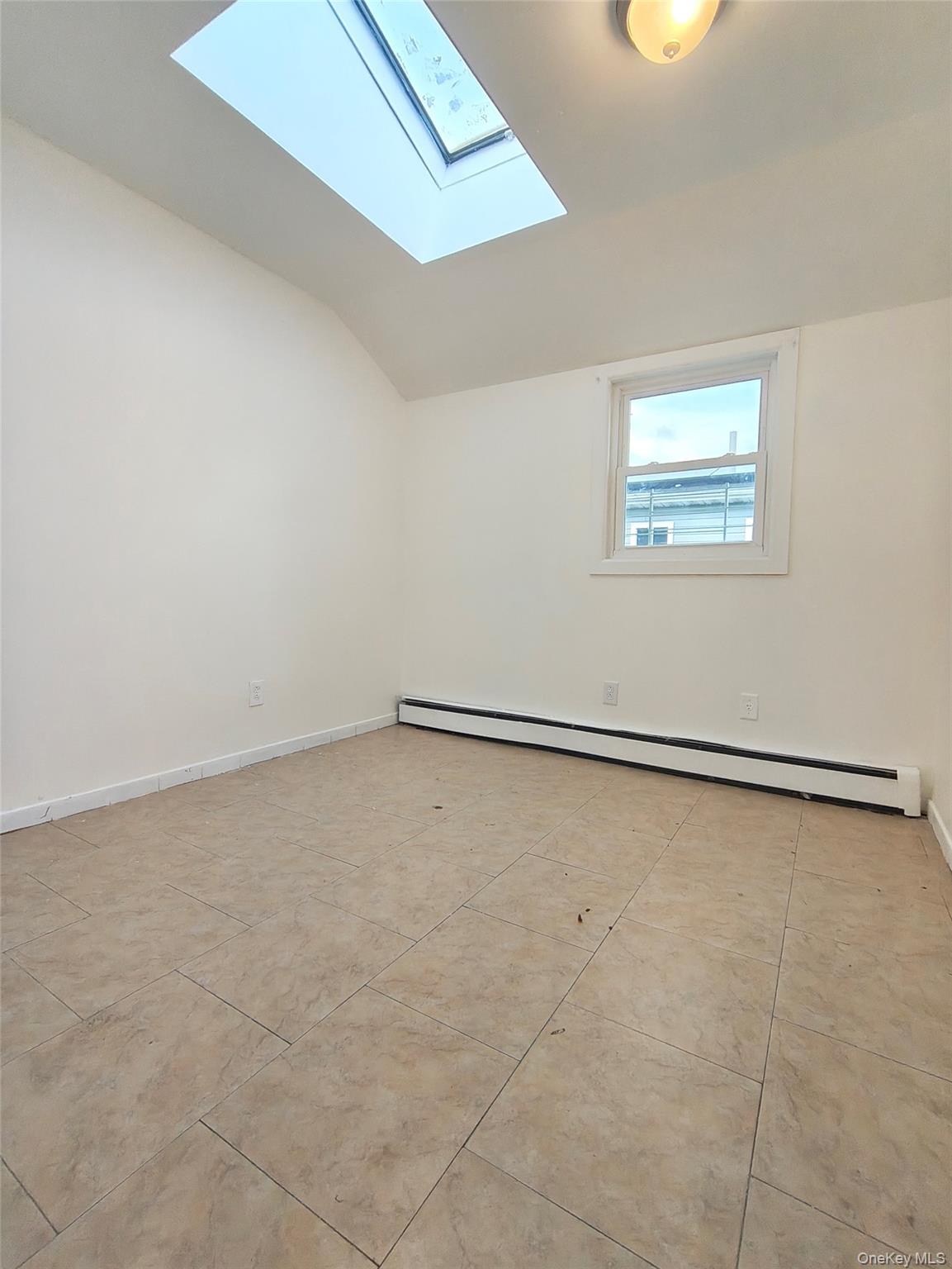 12819 146th Street 2nd Flr Property Photo 6