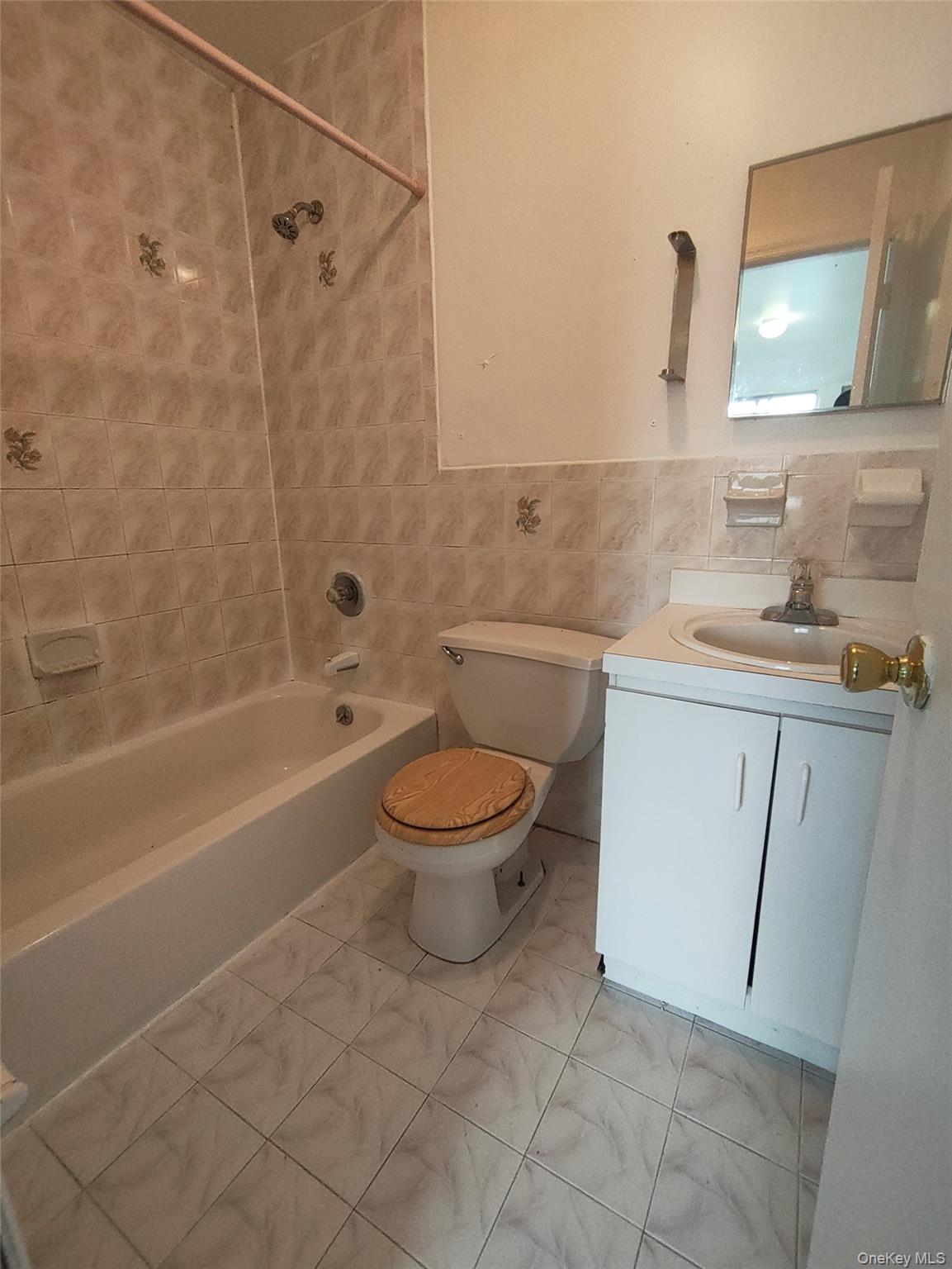 12819 146th Street 2nd Flr Property Photo 9