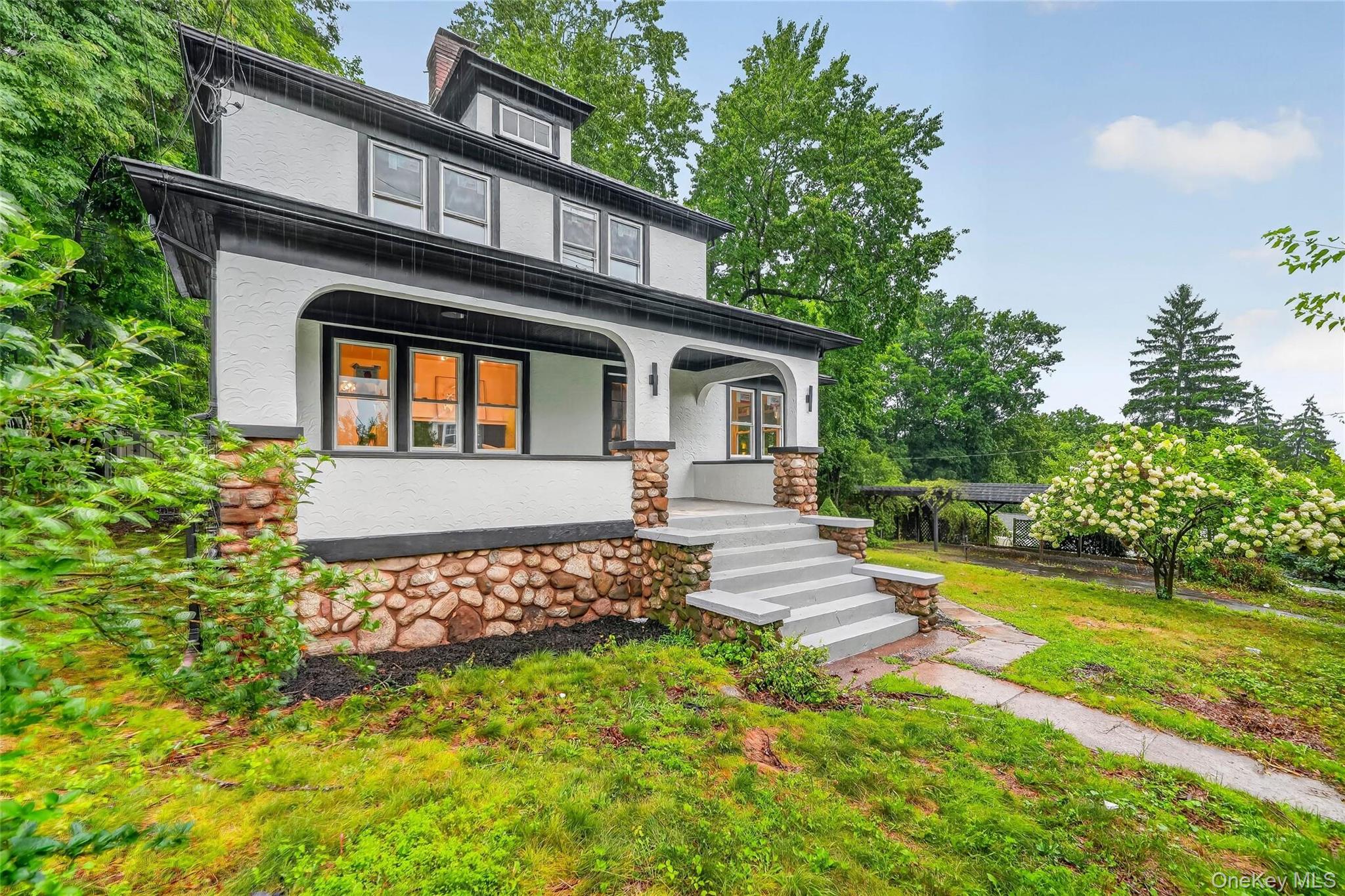 16 Maple Avenue Property Photo 3