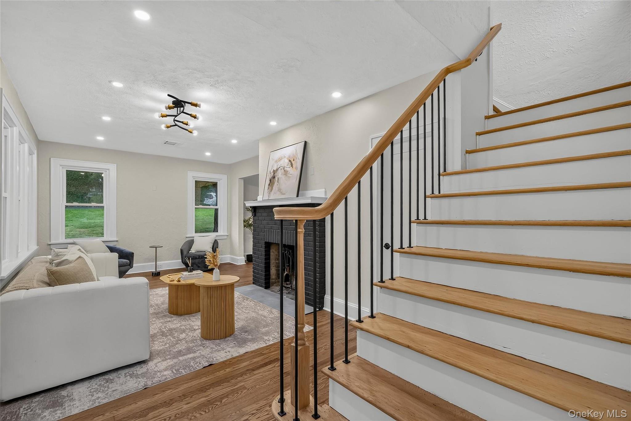 16 Maple Avenue Property Photo 8