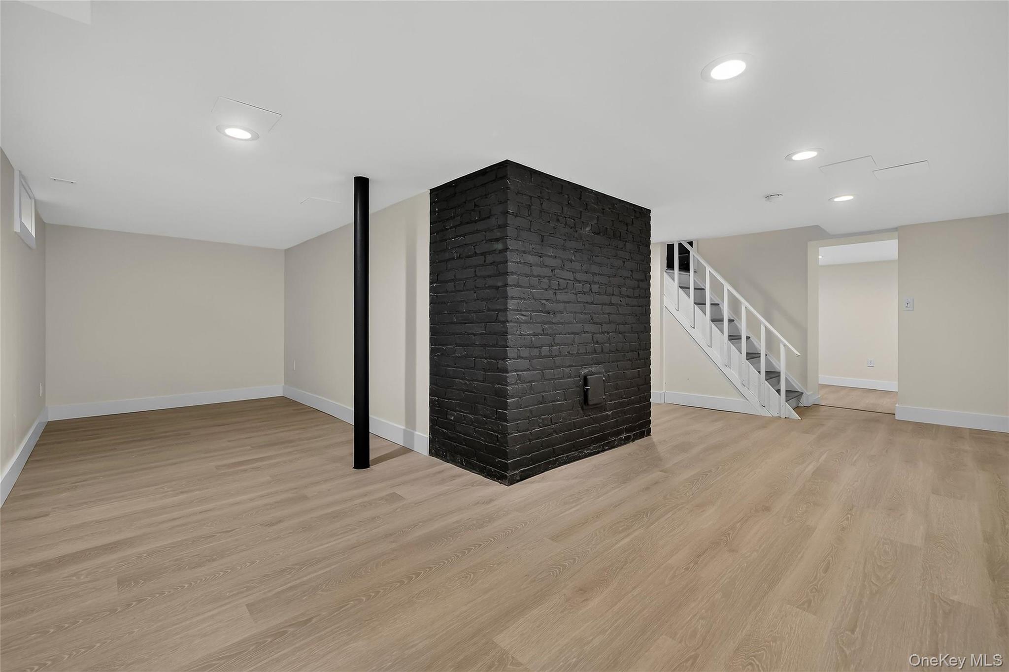 16 Maple Avenue Property Photo 26