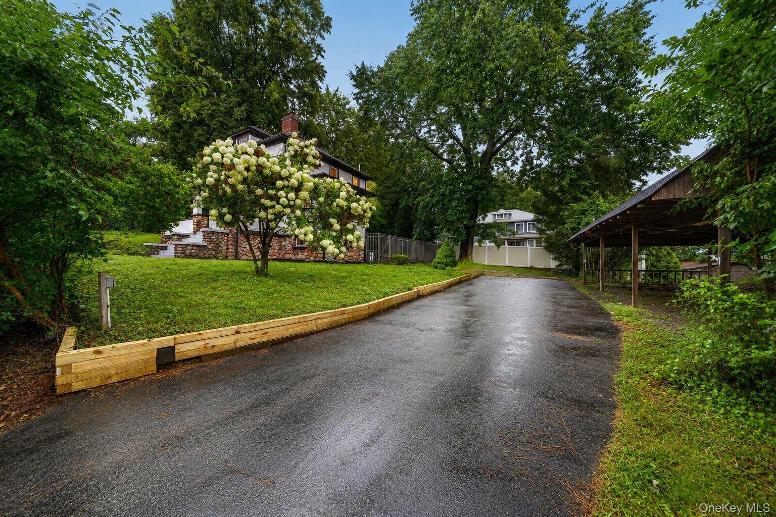 16 Maple Avenue Property Photo 32