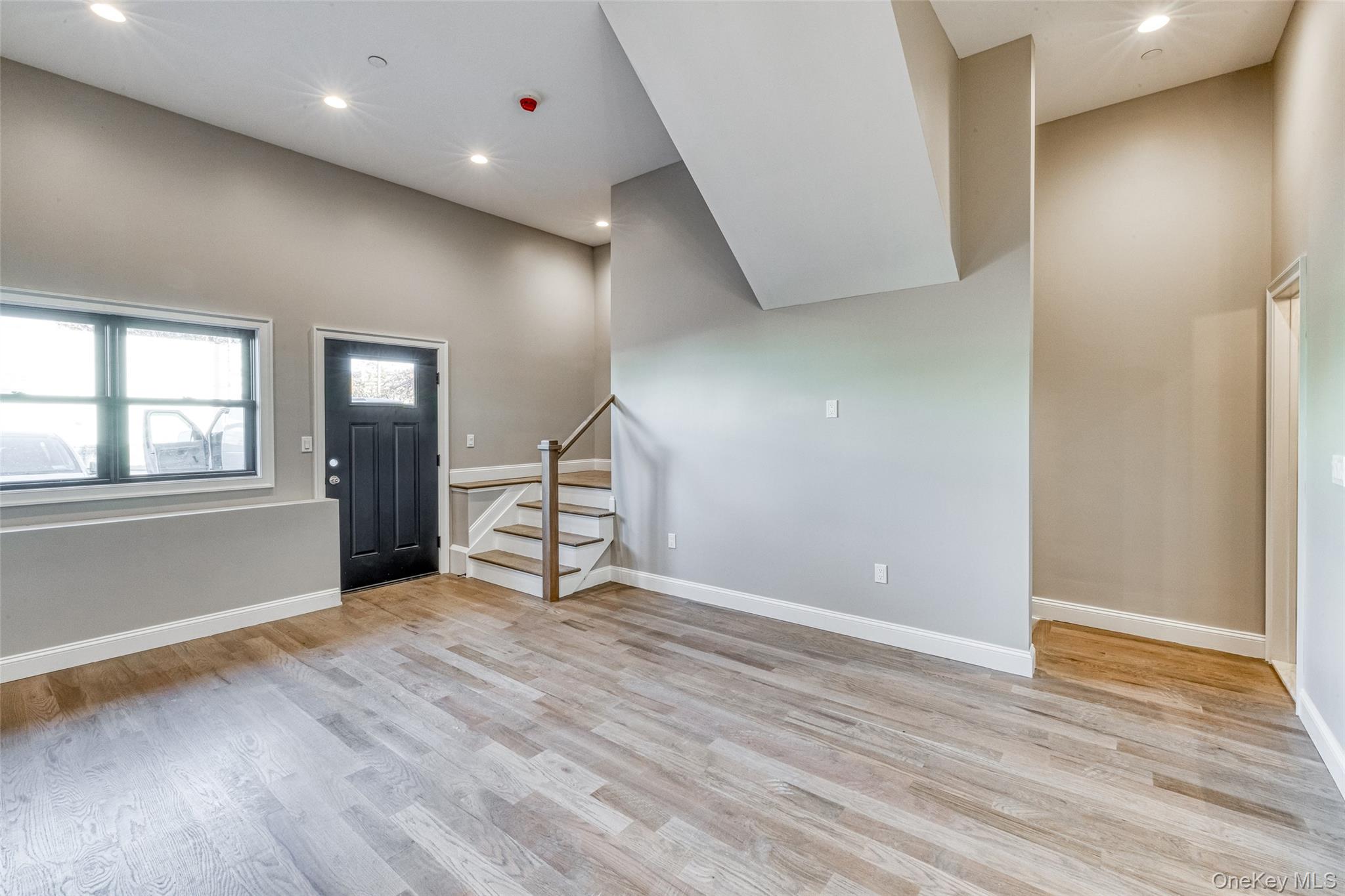 78 Roslyn Road Property Photo 6