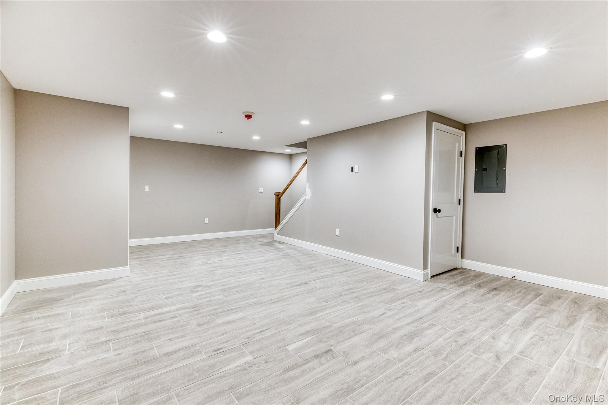 78 Roslyn Road Property Photo 8