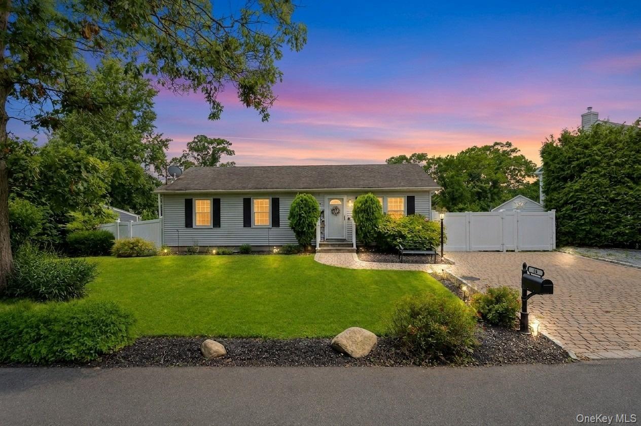 18 Hillcrest Road Property Photo 1