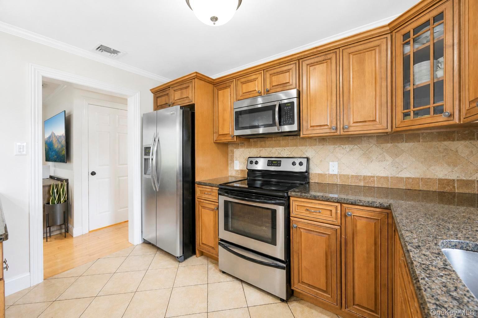 18 Hillcrest Road Property Photo 17