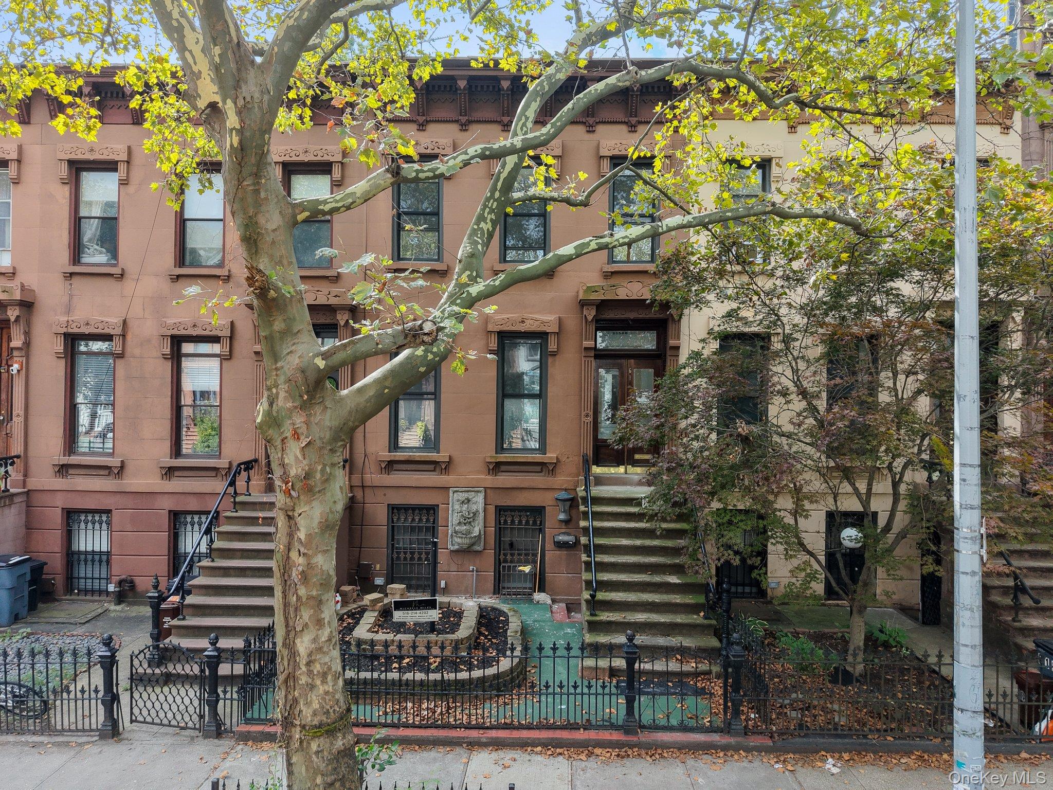 614 Madison Street Property Photo 1