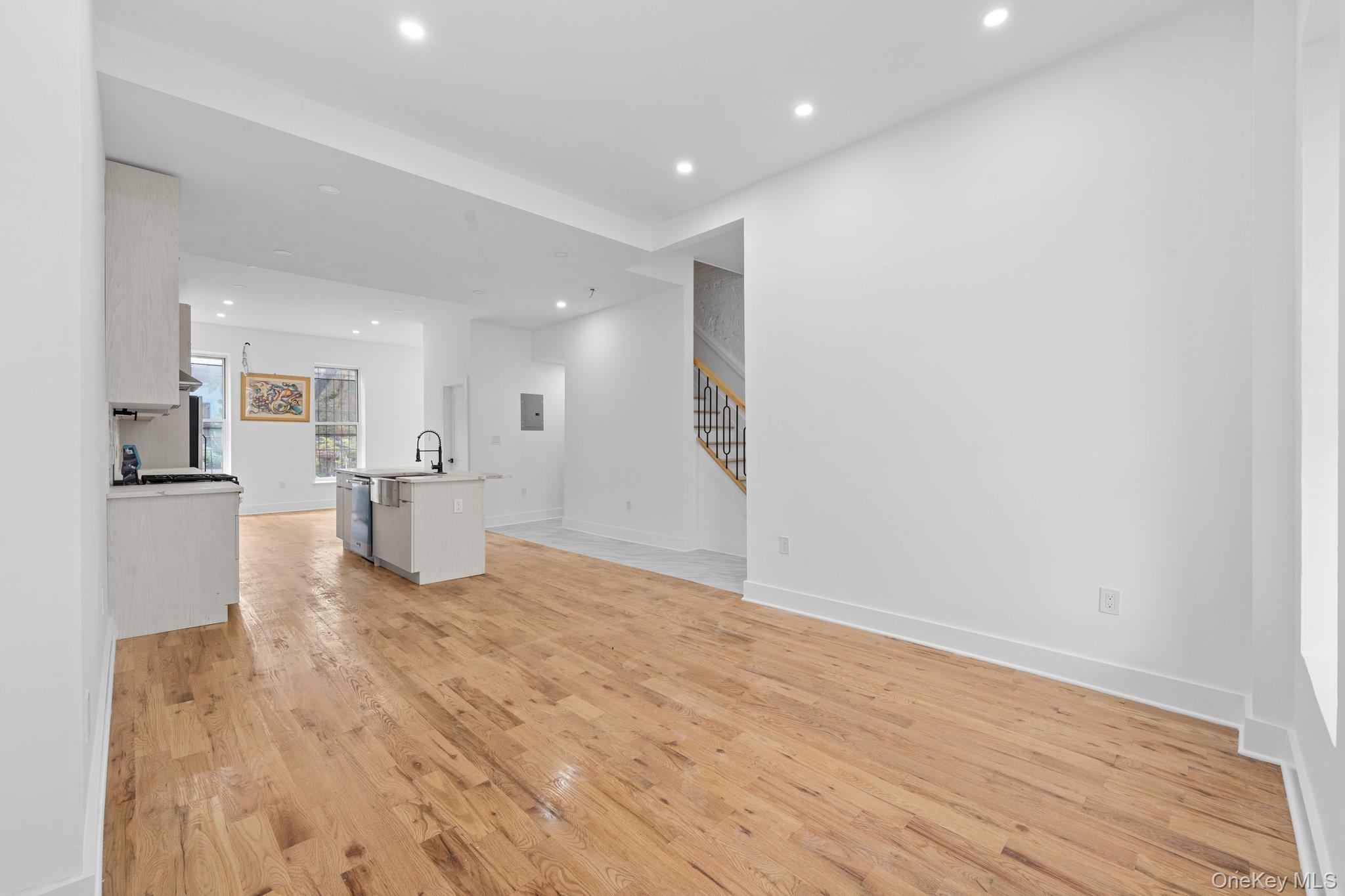 614 Madison Street Property Photo 4