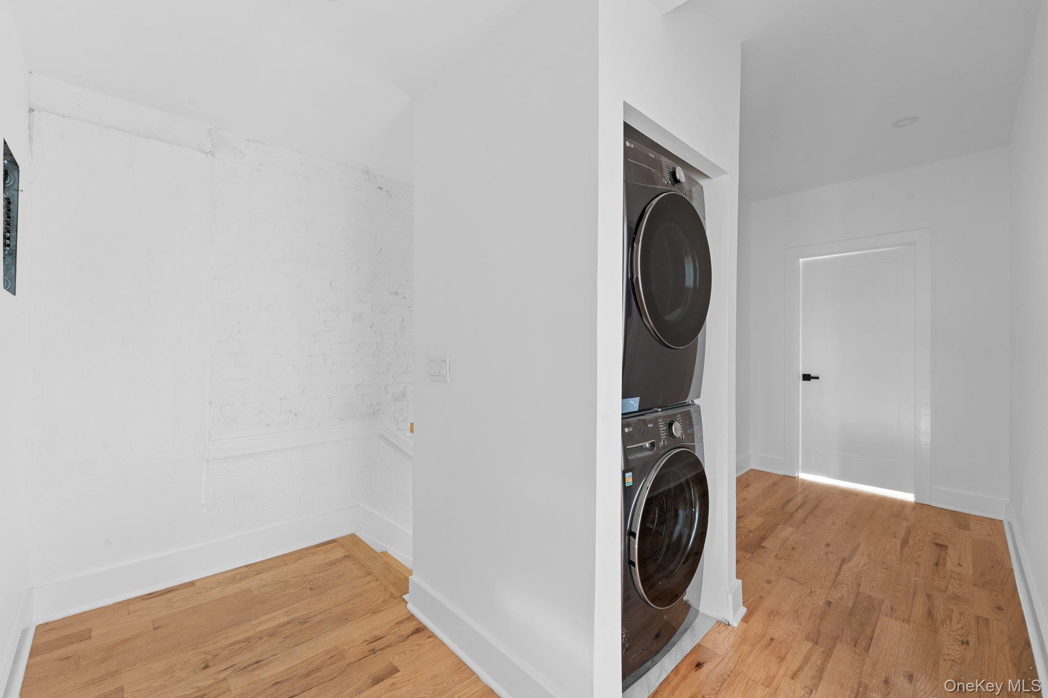 614 Madison Street Property Photo 7