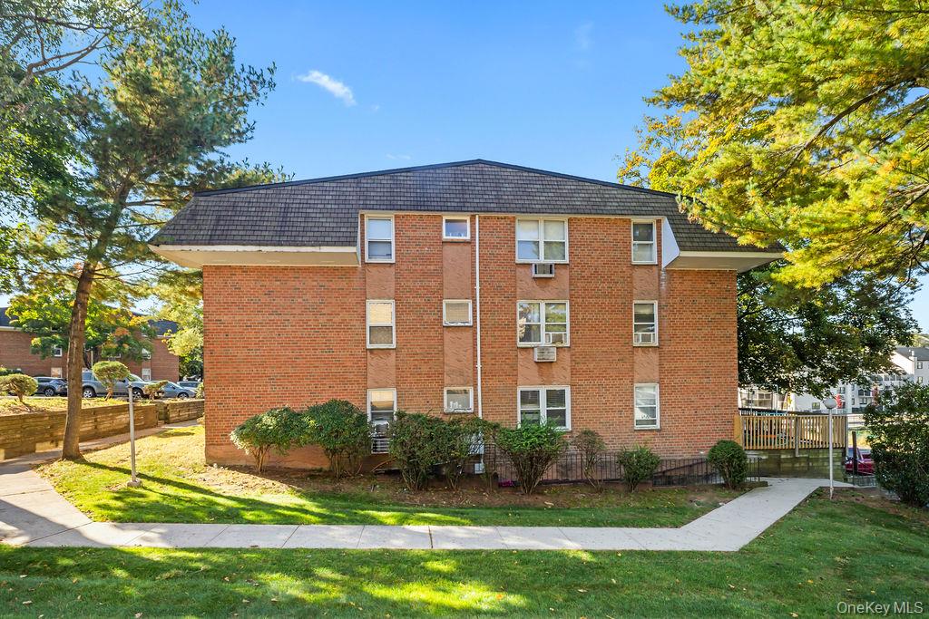 80 Kearsing Parkway B & 8f Property Photo 17