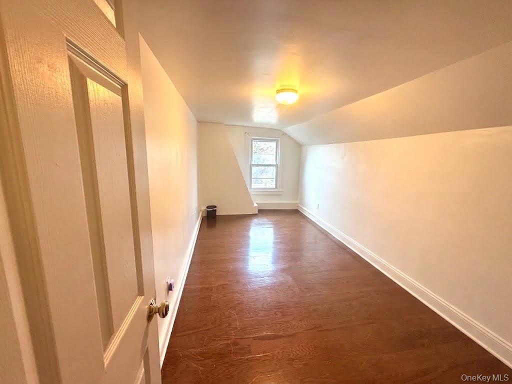 20 Spring Street Property Photo 28