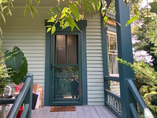 332 Franklin Avenue 1 Property Photo 2