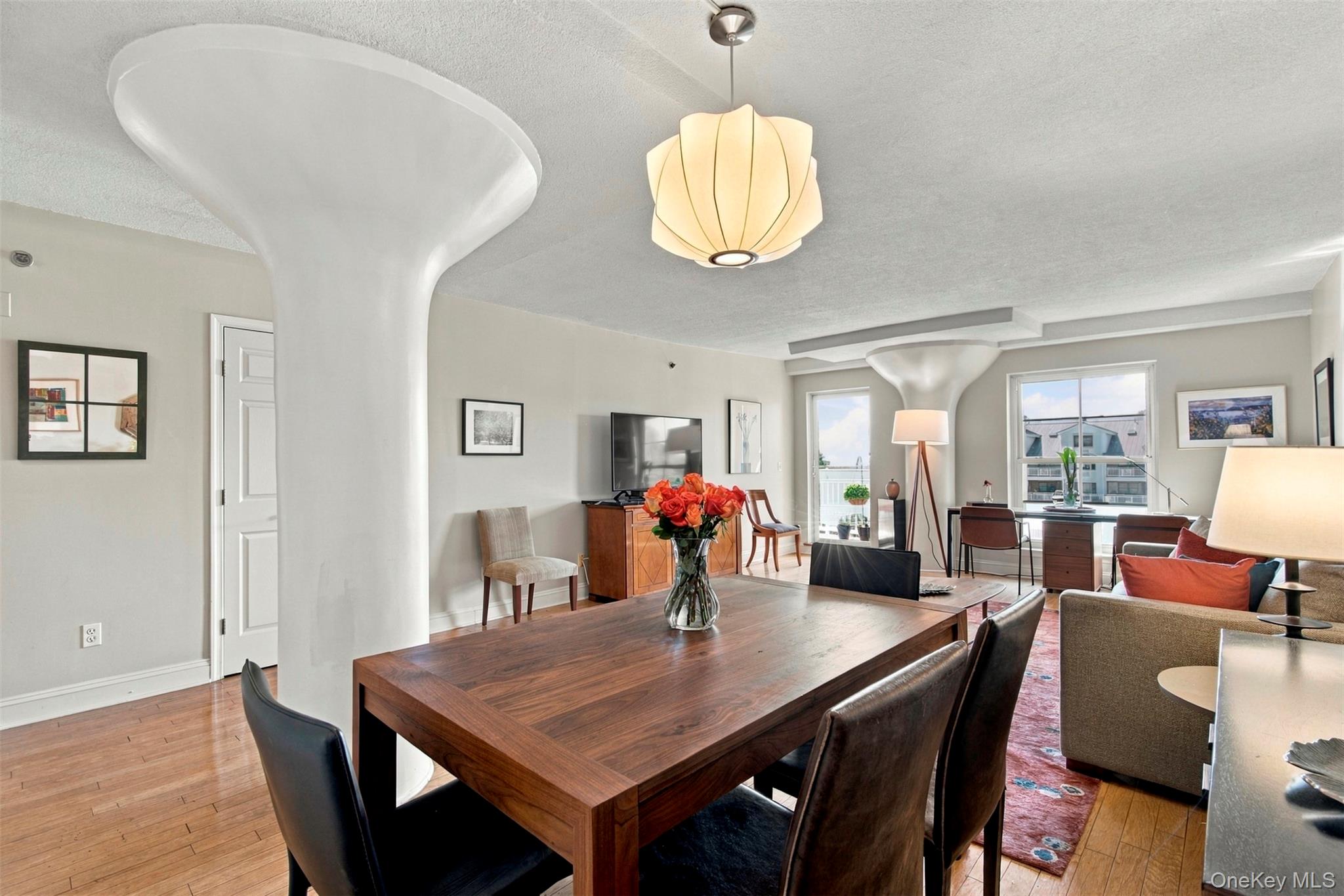 213 Harbor Cove Property Photo 8