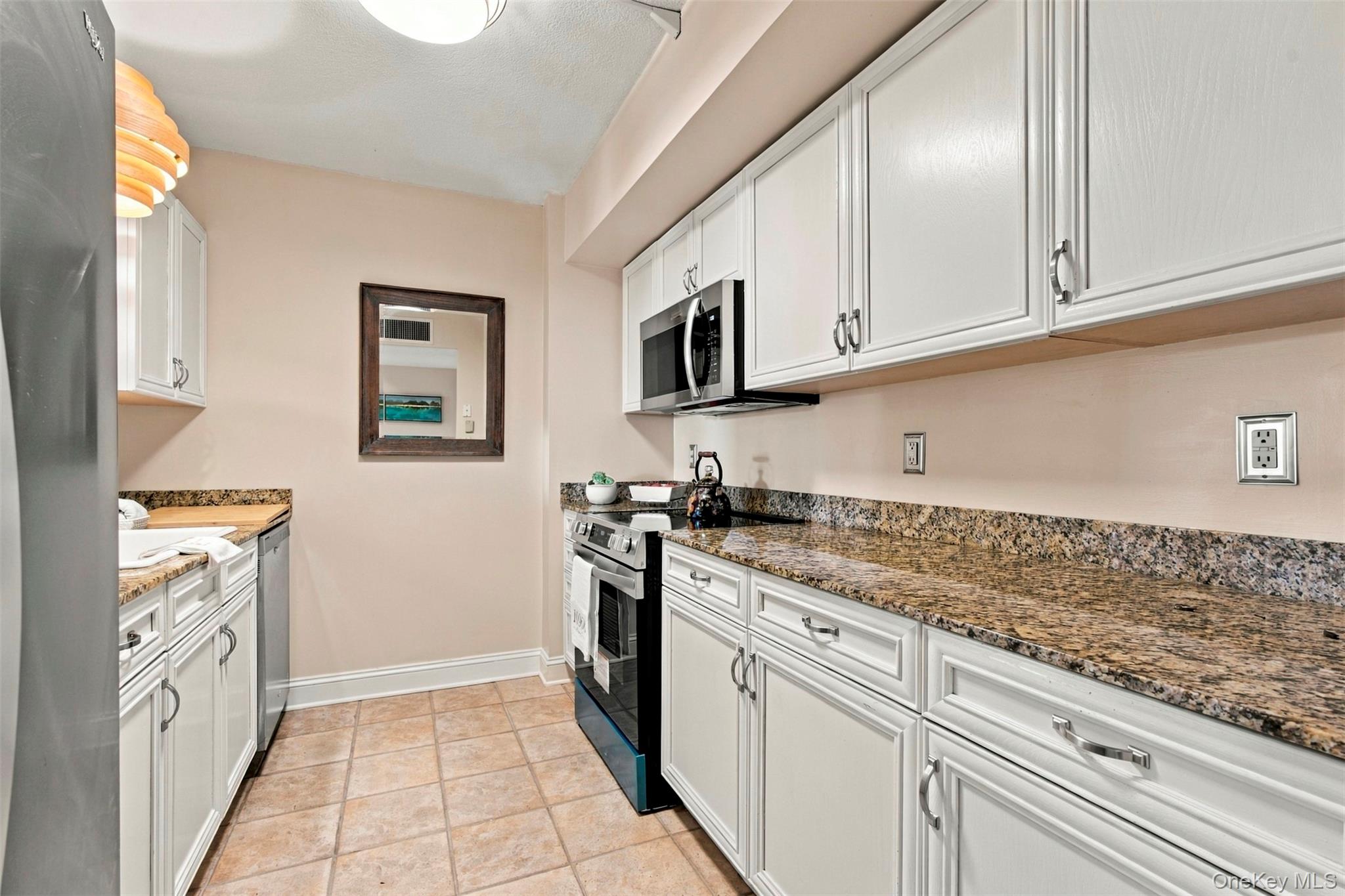 213 Harbor Cove Property Photo 13