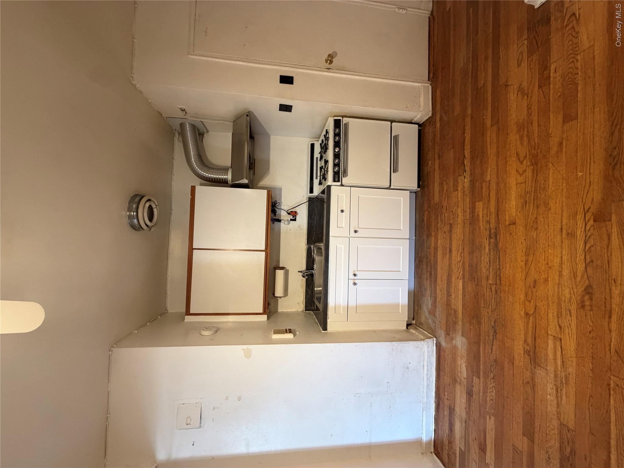 42-45 Kissena Boulevard 6m Property Photo 6