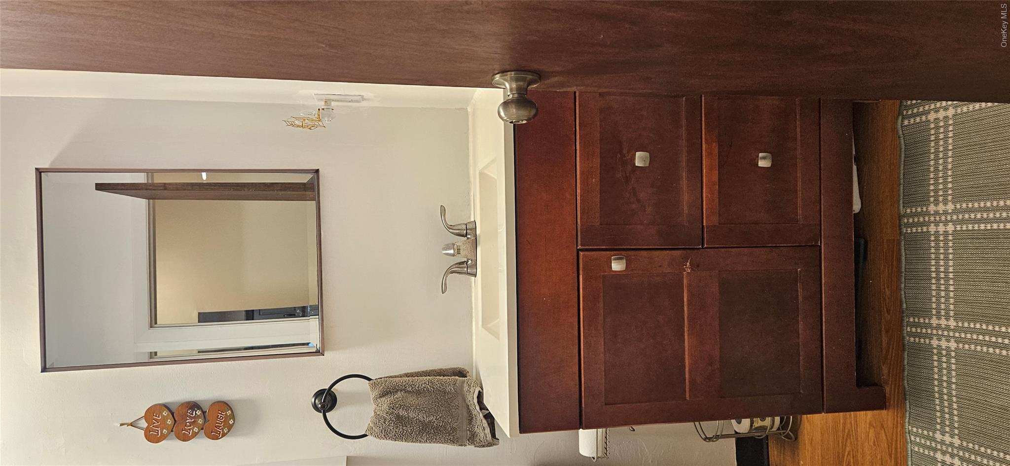 711 Sierra Vista Lane 711 Property Photo 11