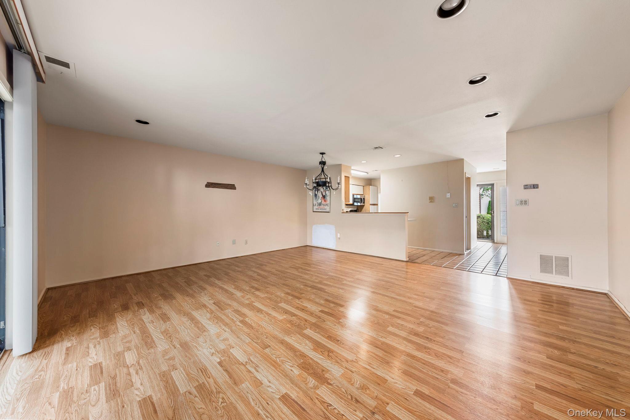 100 Daly Boulevard 1406 Property Photo 4