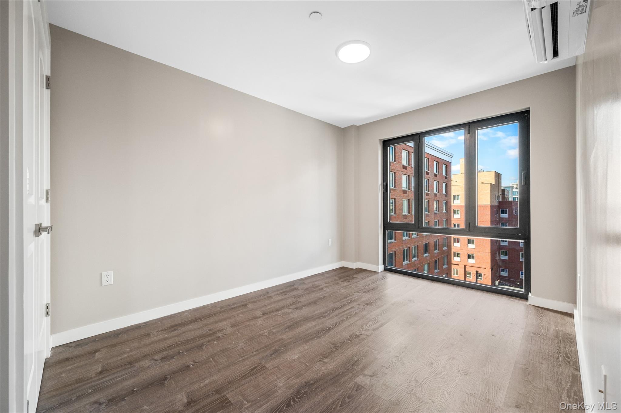 43-34 53rd Street 7c Property Photo 3