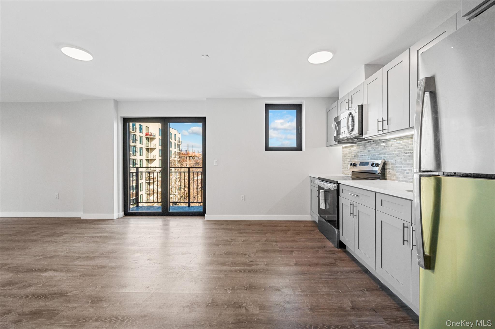 43-34 53rd Street 7c Property Photo 4