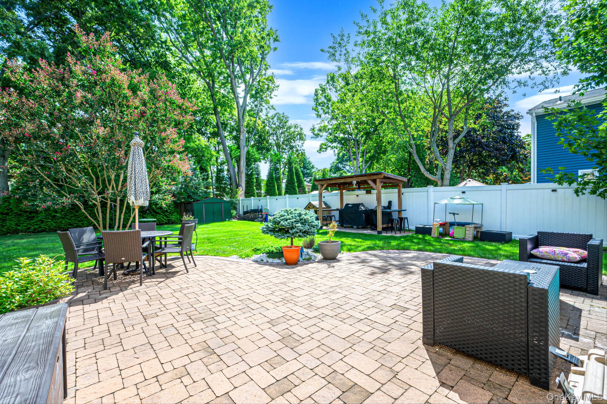 87 Wexford Drive Property Photo 37