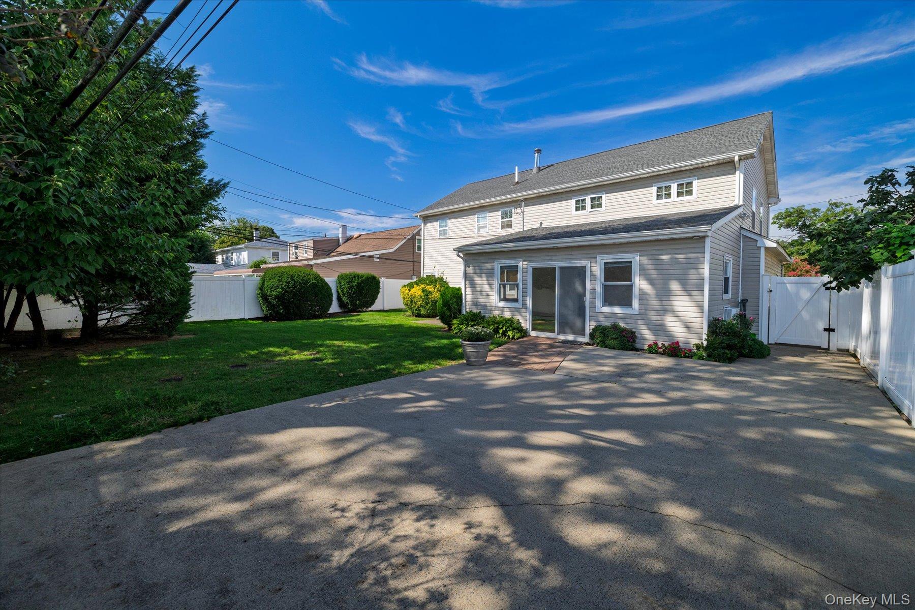729 Arcadian Avenue Property Photo 25