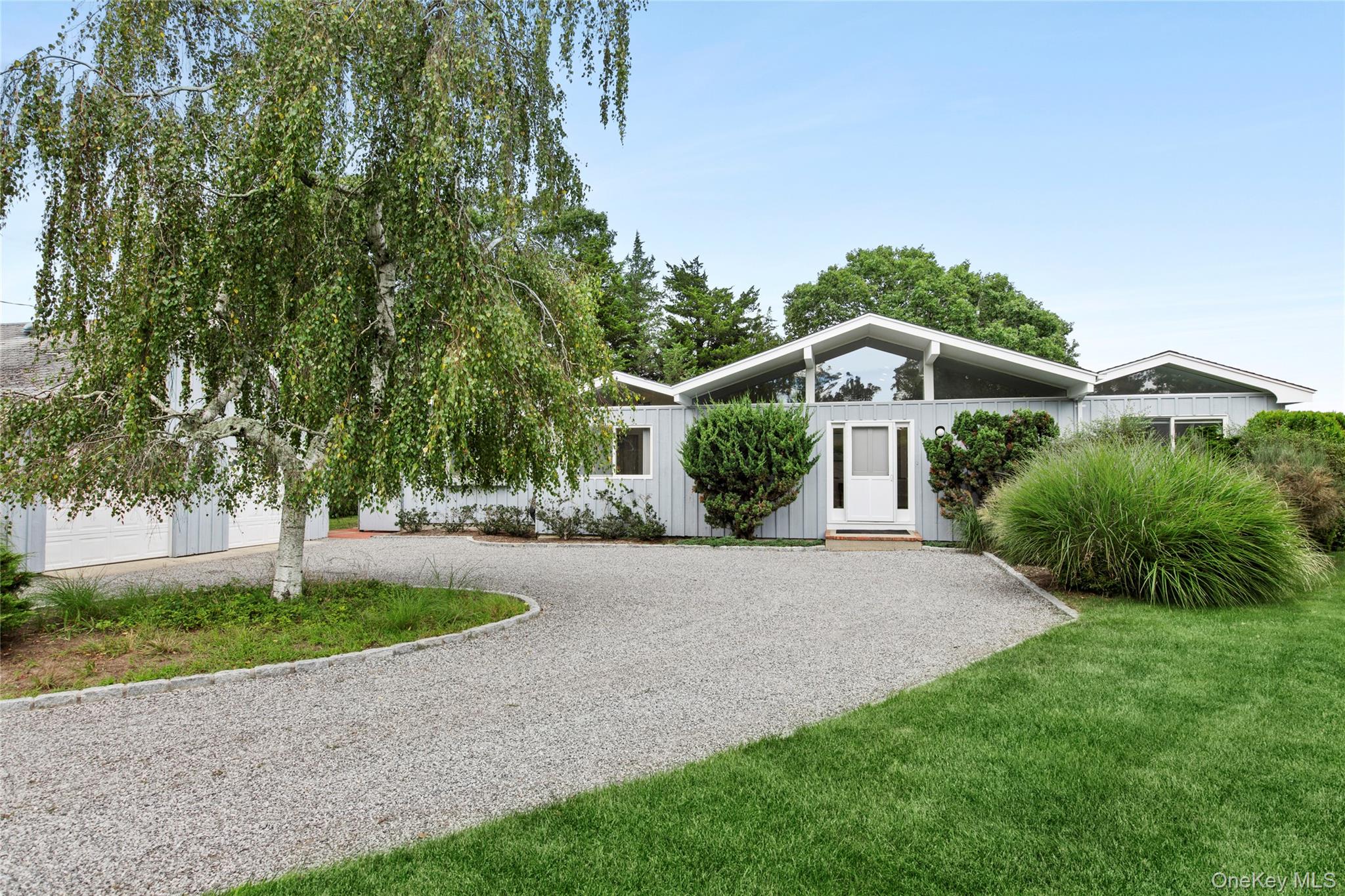 7 S Pond Road Property Photo 1