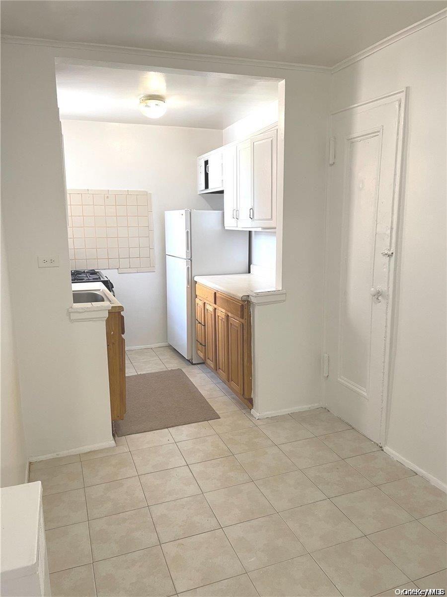 88-30 182 Street 4d Property Photo 14