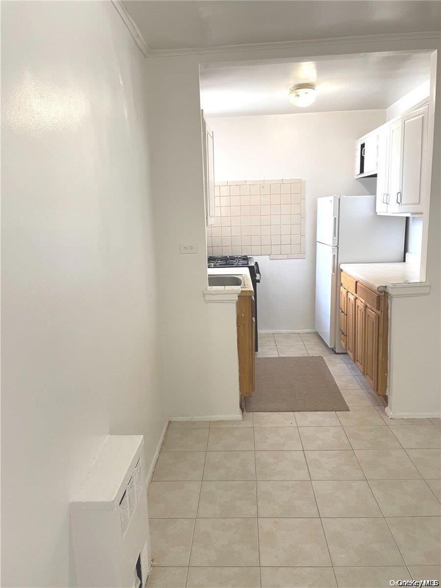88-30 182 Street 4d Property Photo 16