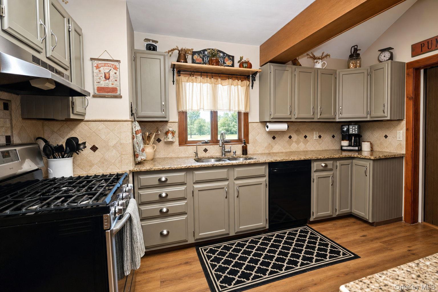 8 Budd Avenue Property Photo 14